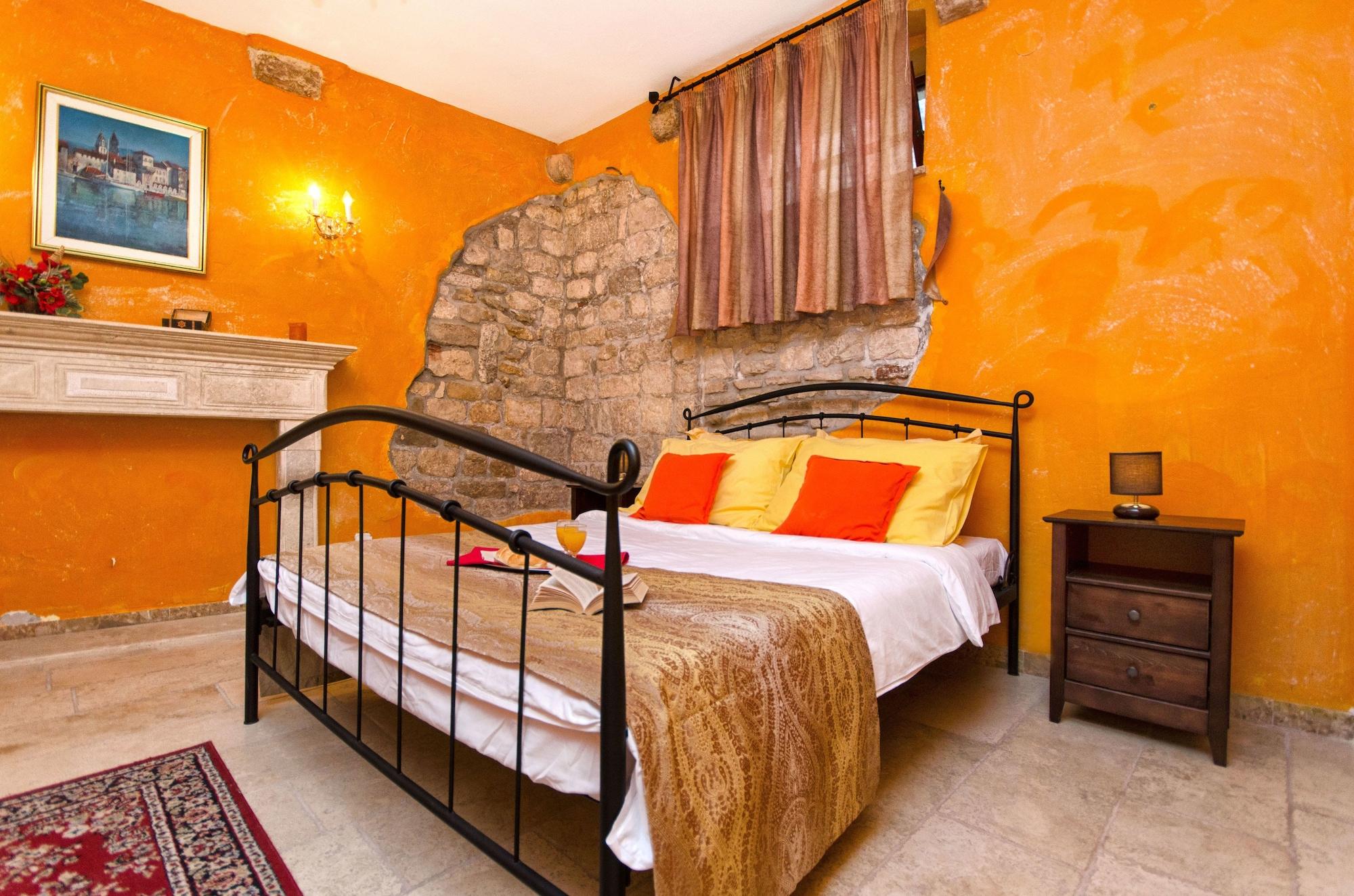 พาเลซ เดรอสซี Bed & Breakfast โตรกีร์ ภายนอก รูปภาพ